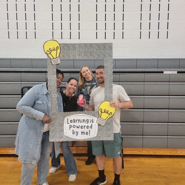 teachers participating in scavenger hunt