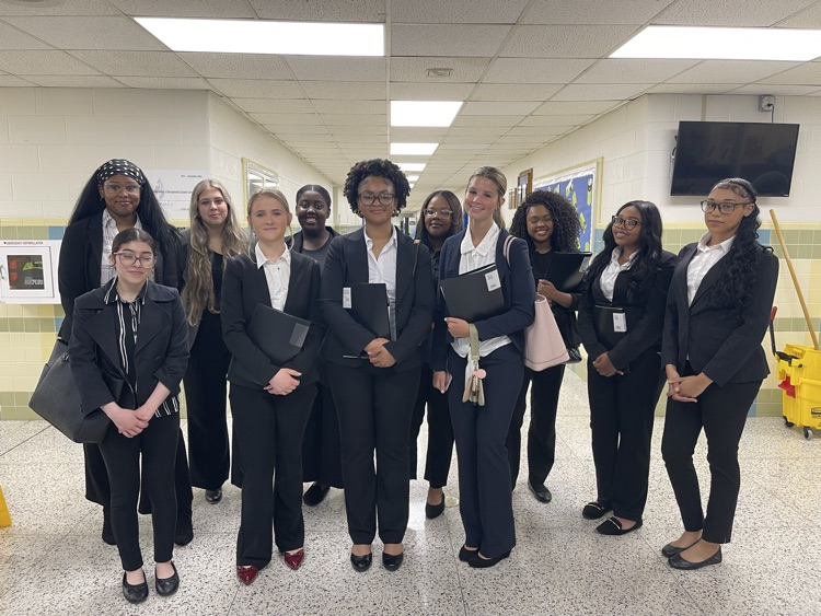 students going to interview at the hospital