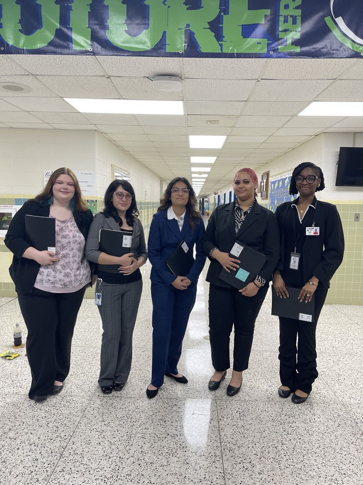 students going to interview at the hospital
