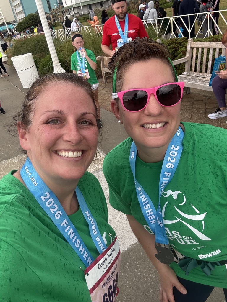 students and staff at girls on the run
