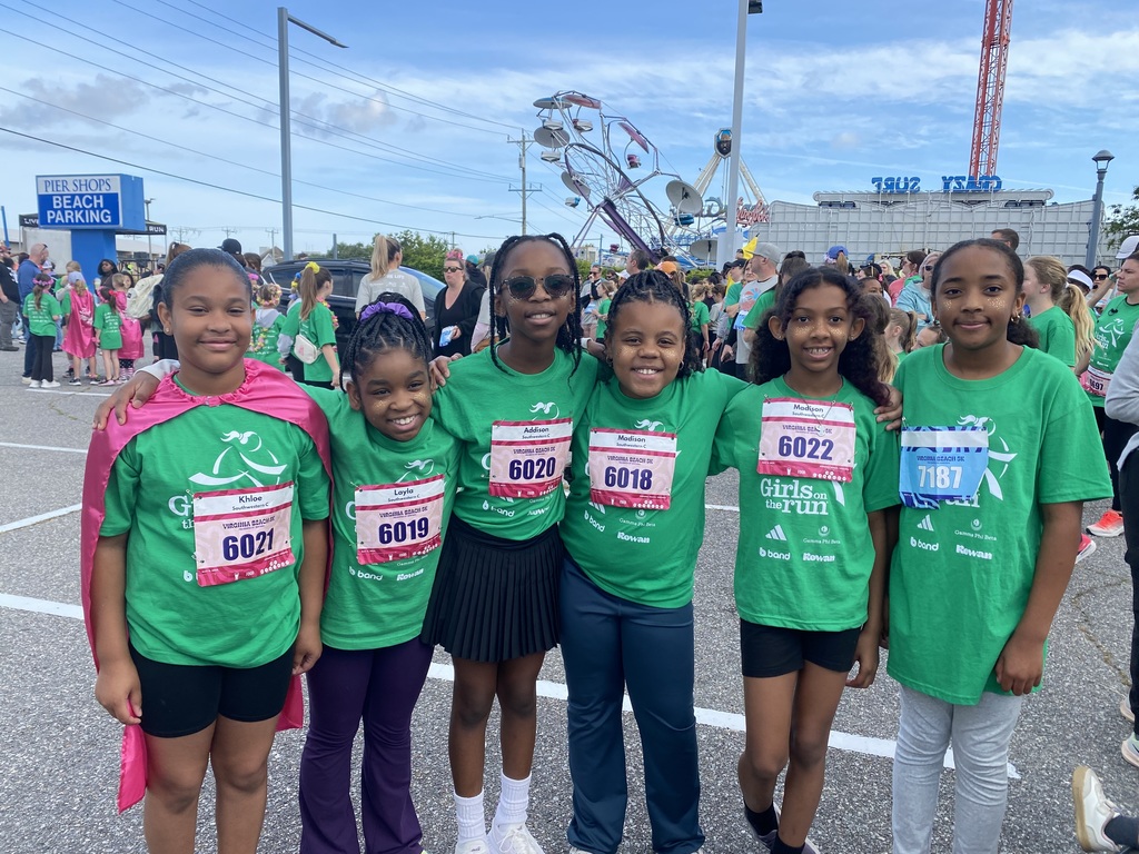 students and staff at girls on the run