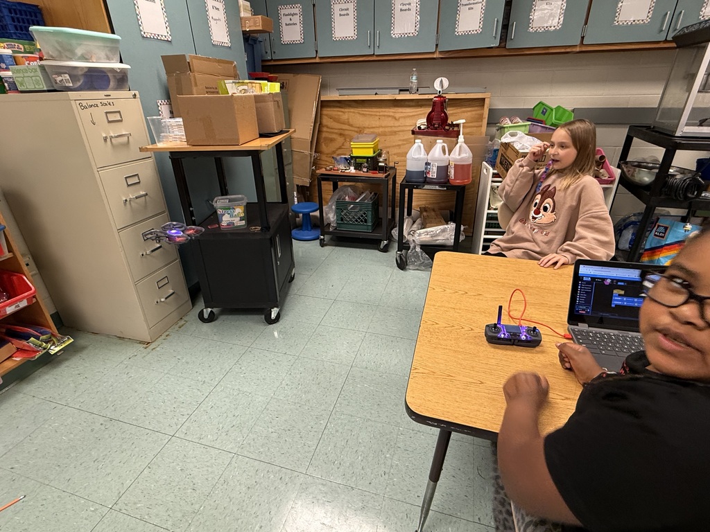 students coding drones
