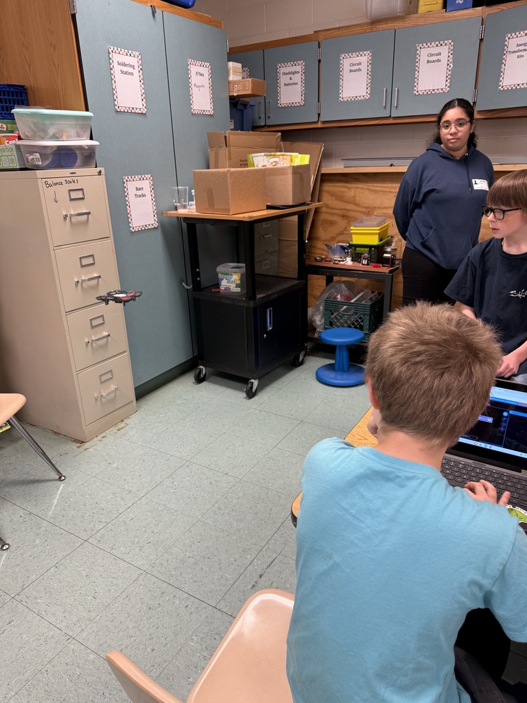 students coding drones