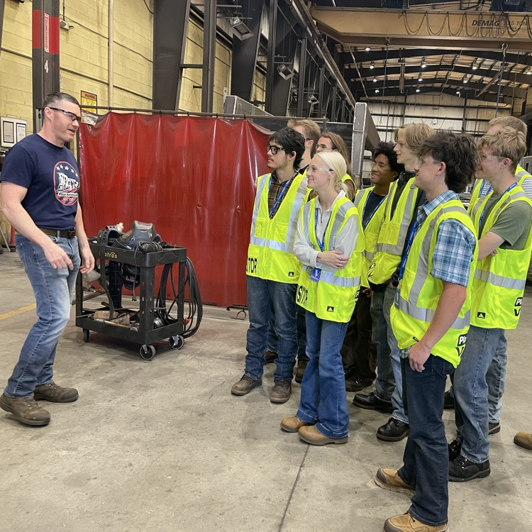 welding students on a field trip to Plasser American