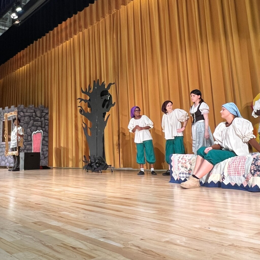 WBHS Drama Team Snow White