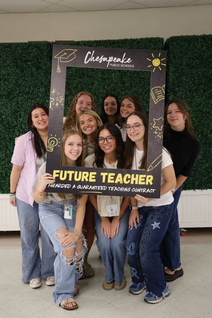 HHS celebrates their Guaranteed contract Recipients with a group picture.