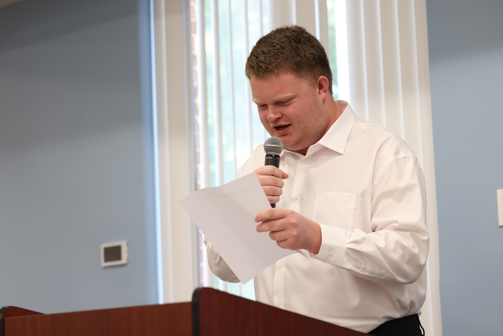 Project search graduate celebrates graduation with speech