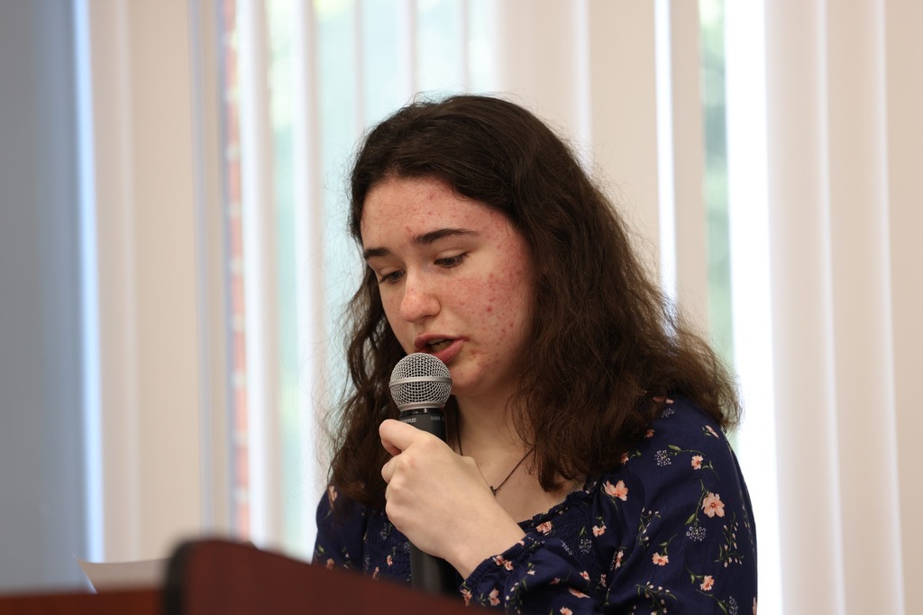 Project search graduate celebrates graduation with speech