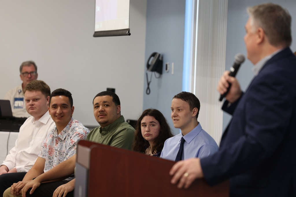 Project search graduate celebrates graduation with speech