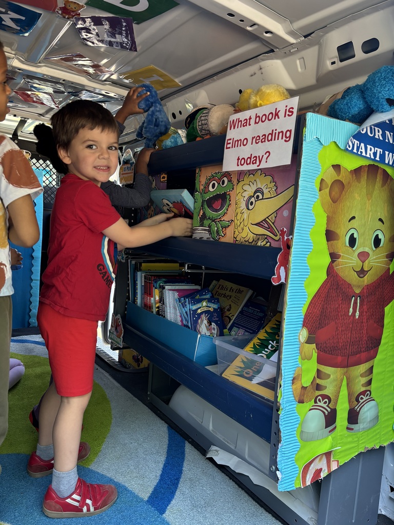 WHRO visits preschool