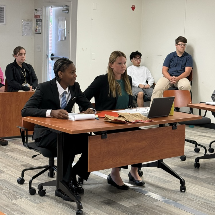 criminal justice students participating in the mock trial
