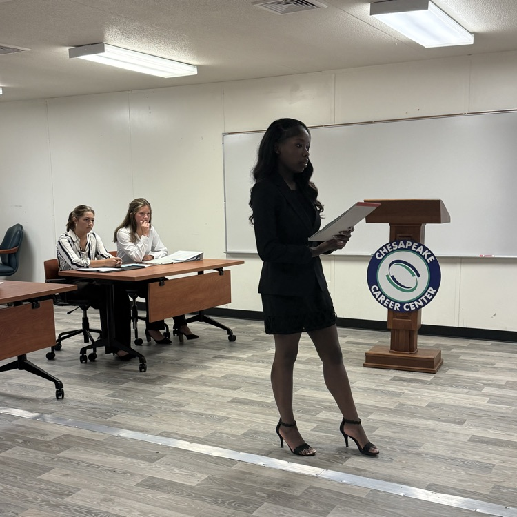 criminal justice students participating in the mock trial