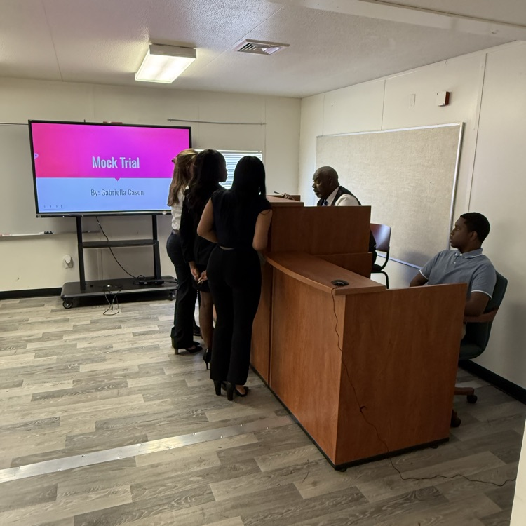 criminal justice students participating in the mock trial