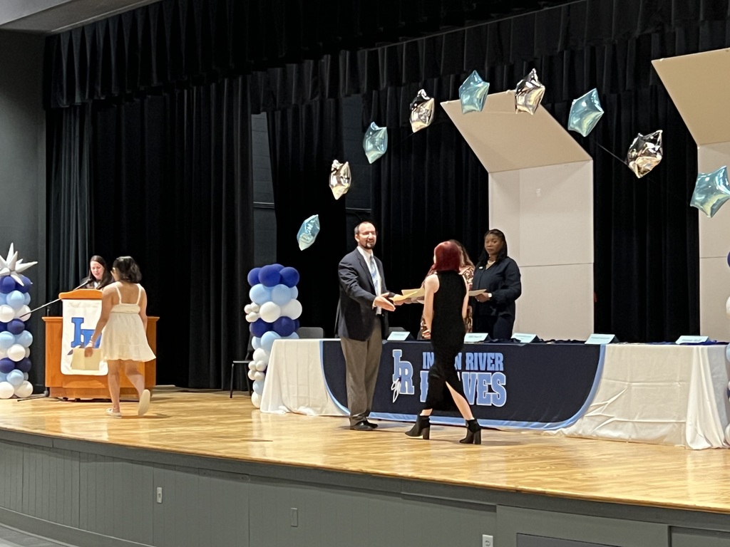 Students receiving academic awards and recognition during the school's 2025–2026 Academic Awards Ceremony.