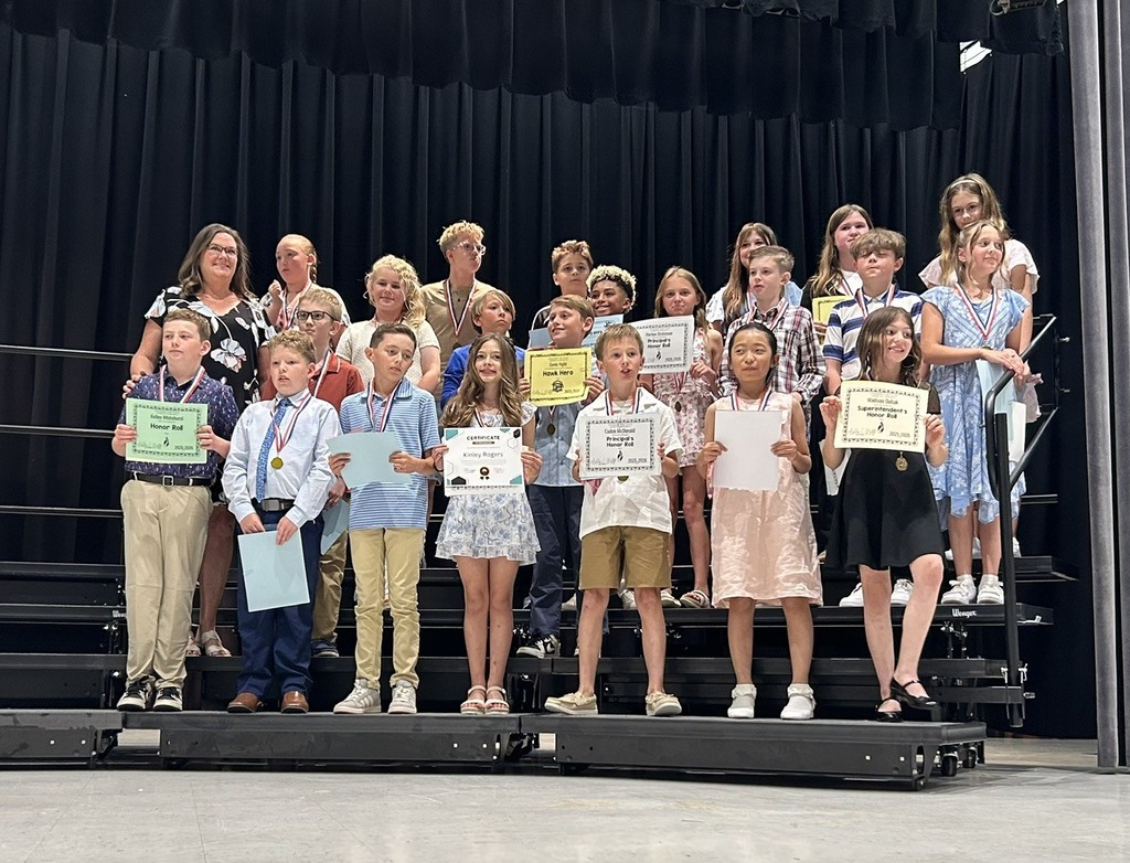 5th grade graduation students