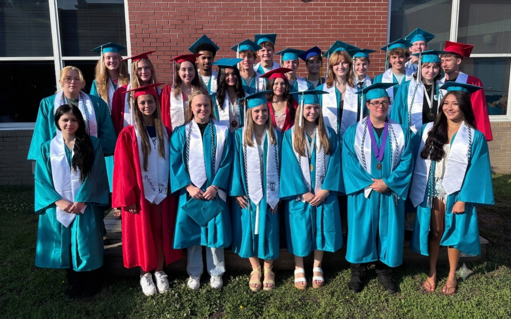 seniors at the senior grad walk