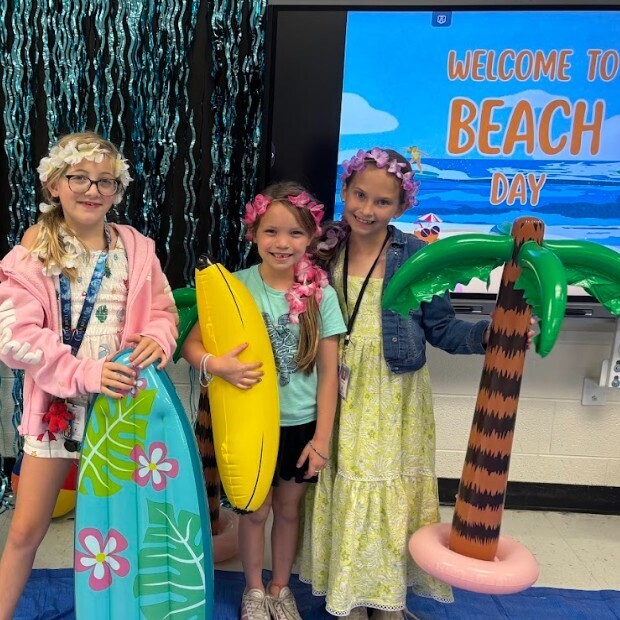 Beach Spirit Day Photo of students in class