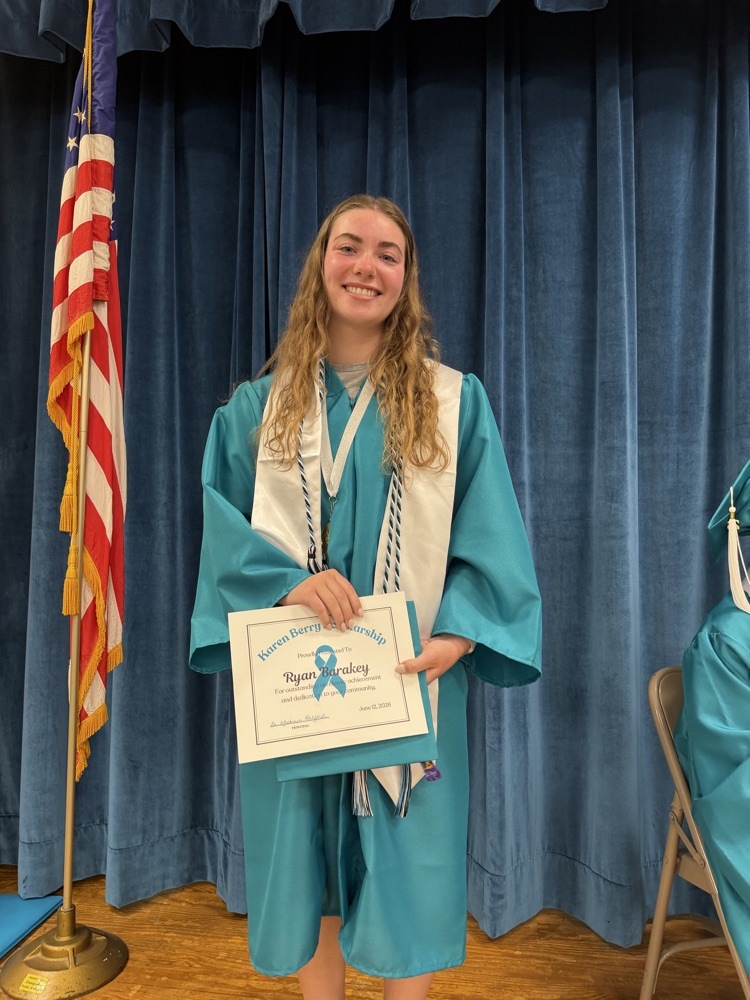 recipient holding certificate