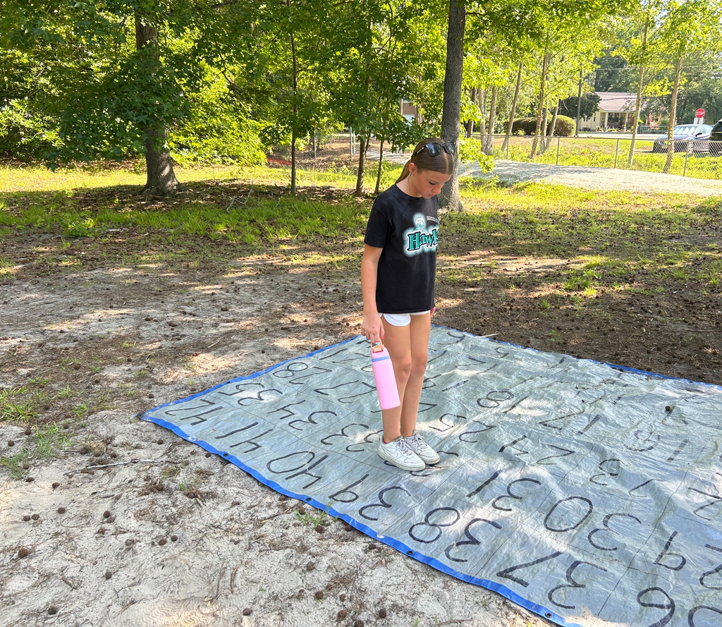 5th grade students playing games at field day