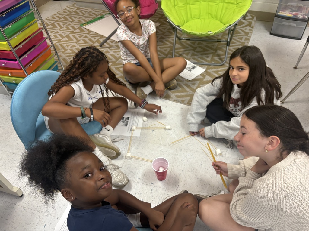 Building marshmallow towers 