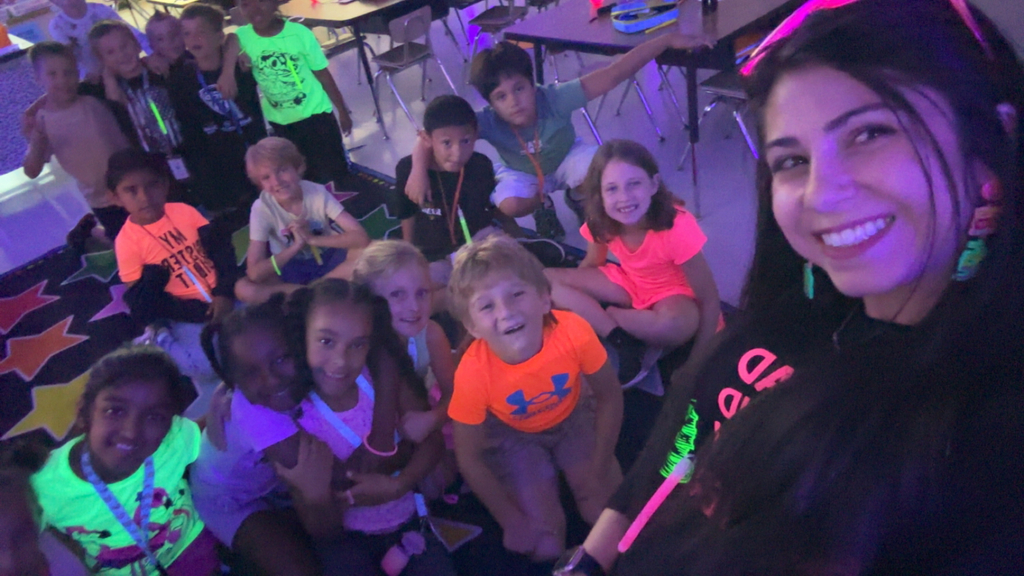 Ms. DeLeo’s class had a BRIGHT and fun Glow Day to finish off the great school year!