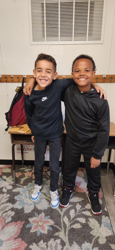 Last week of school fun with Mrs.Rodriguez's class!