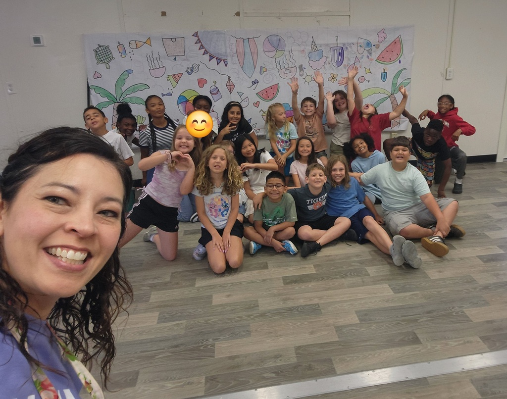 Last week of school fun with Mrs.Rodriguez's class!