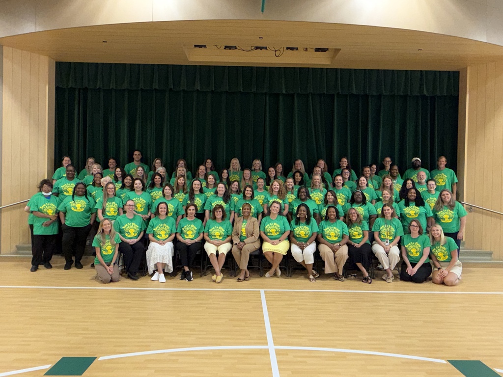 Great Bridge Primary staff members pose together for a group photo at Meet & Greet.