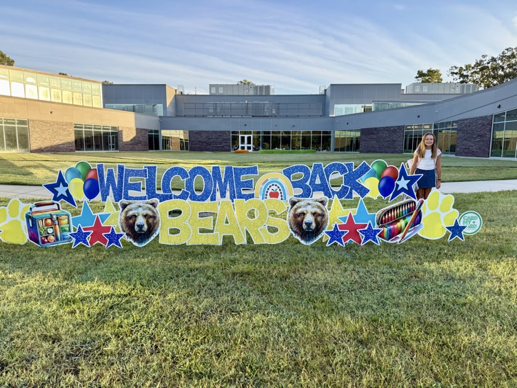 Welcome back to school sign 