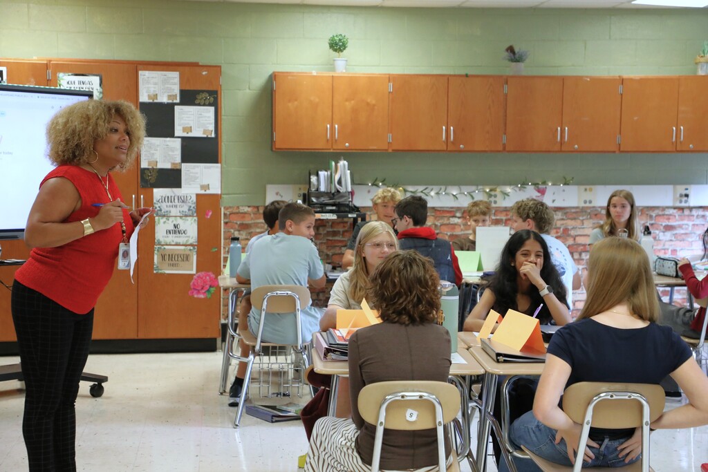teacher teaching class