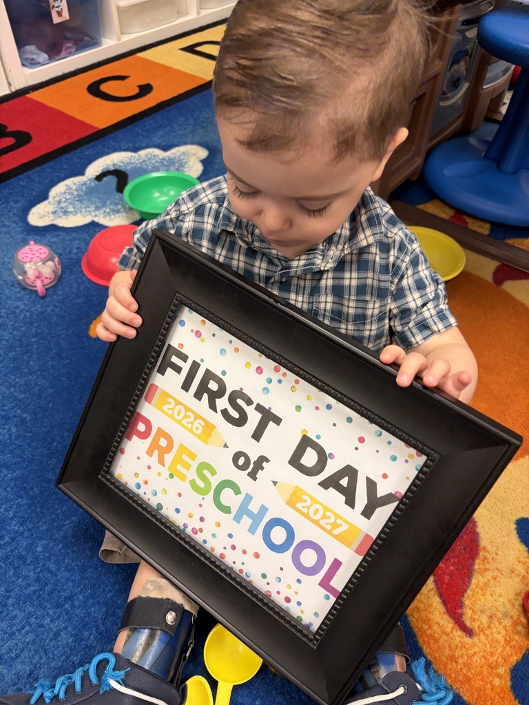 Preschoolers on the first day of school
