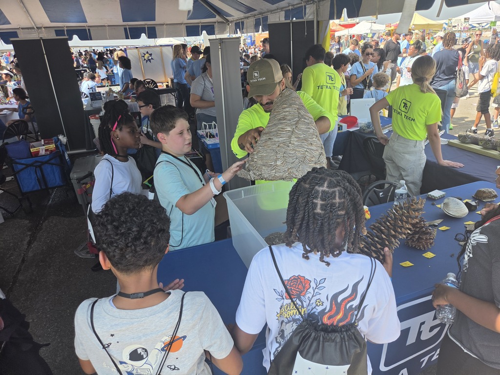 students engaged at NAS Oceana Air Show