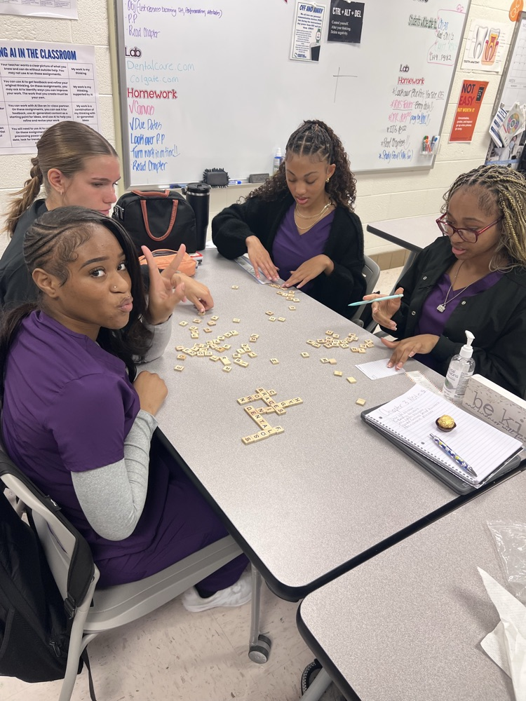 dental 1 students practicing team building
