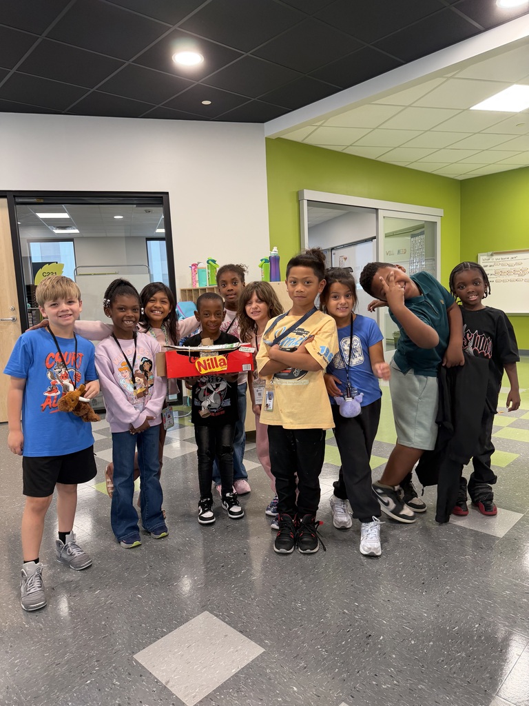 Students showing their project