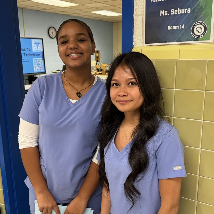 student ambassadors at the experience ccc open house. 