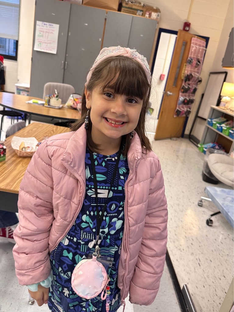 student dressed as stay at home mom for career day