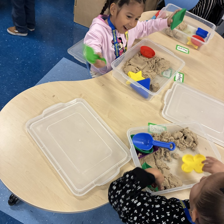 preschoolers learning through play