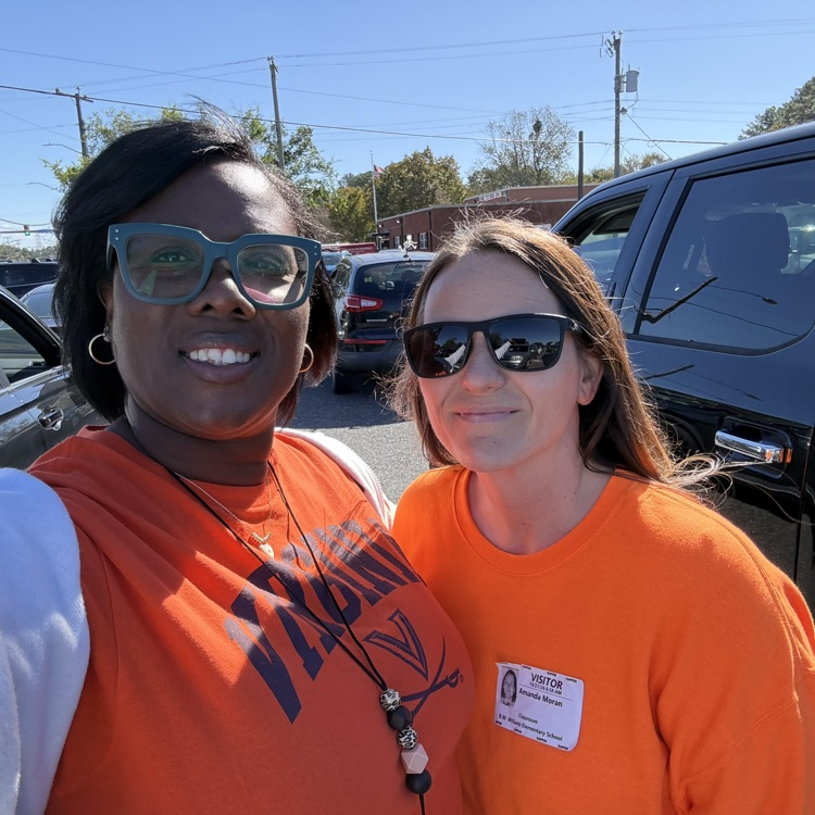 staff and students wearing orange for unity day