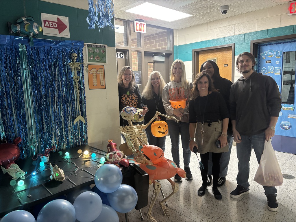 BRI families and students celebrate the first-ever Spooky Hall Crawl with Halloween costumes, trick-or-treating, candy, and fun throughout the school hallways.