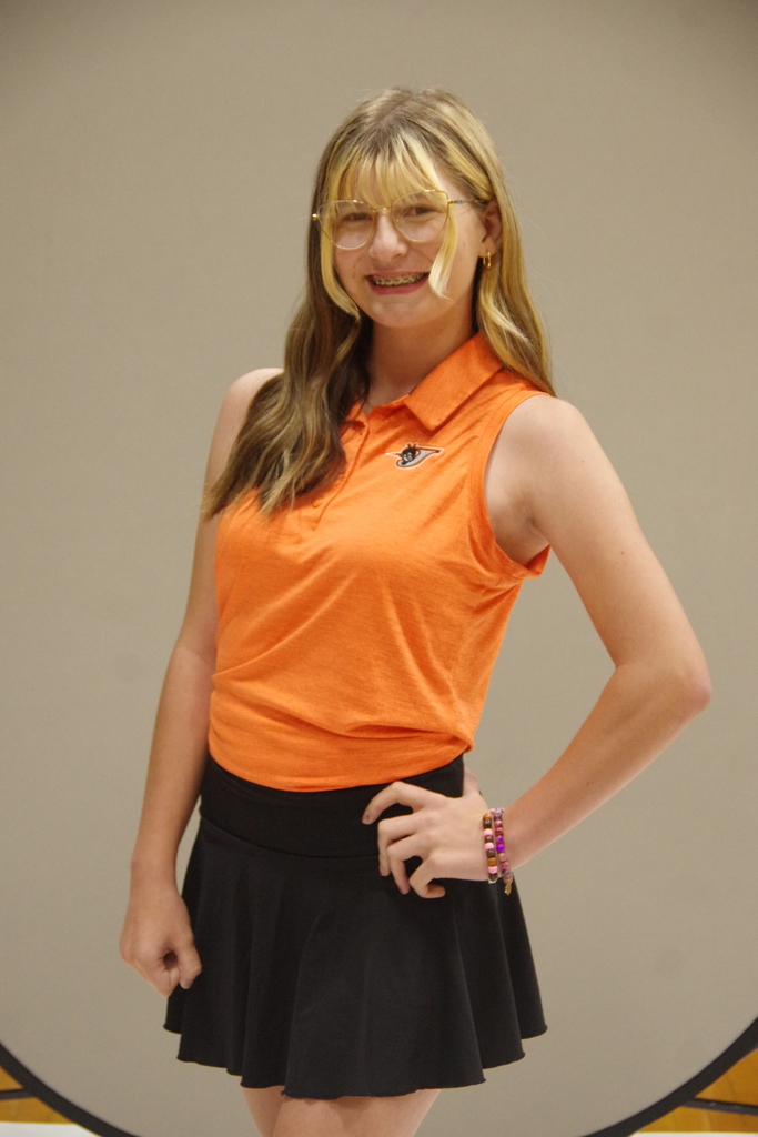 PHOTO 6 Golf Girl's Ashlyn Young