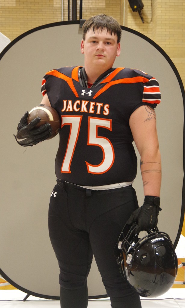 PHOTO 3 FB Jacob Steuve 75
