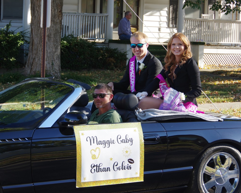 PHOTO 17 HOCO Paradew Caby Colvis