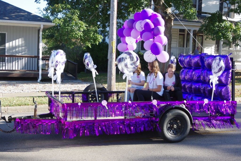 Photo 13 HOCO Parade Sr. Float