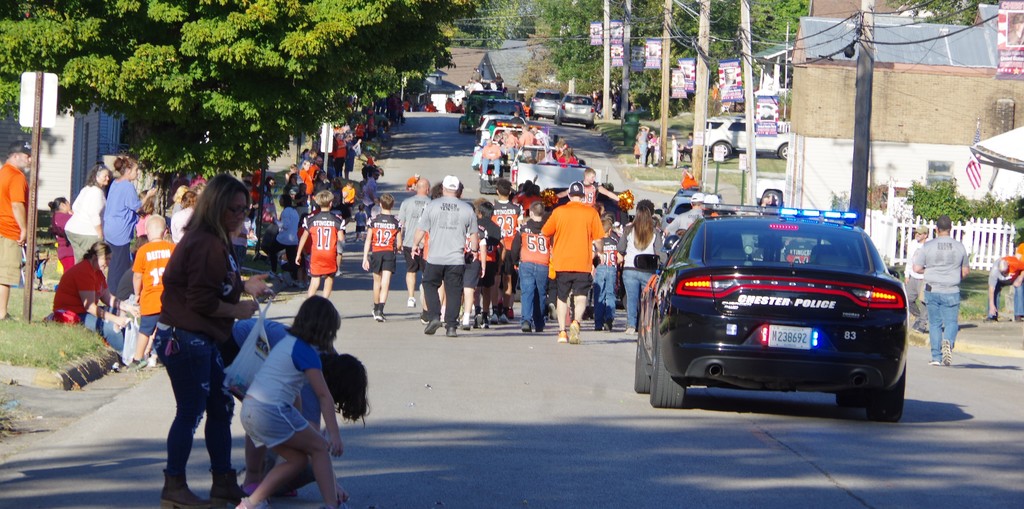 PHOTO 38 HOCO Parade THE END