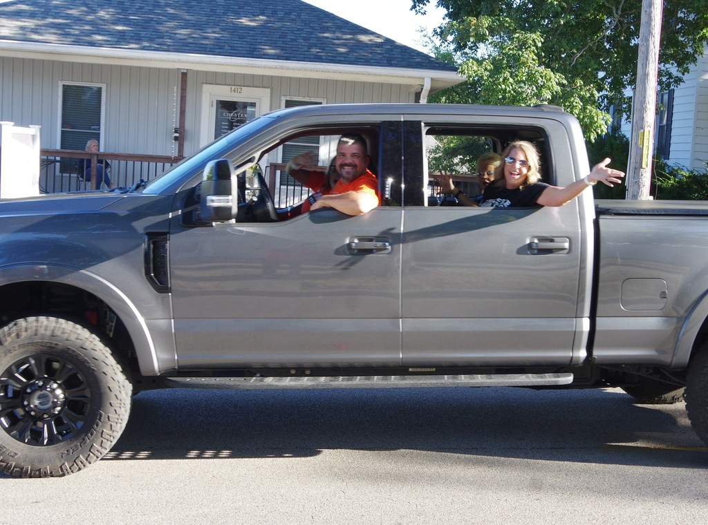 PHOTO 33 HOCO Parade Class of 1990