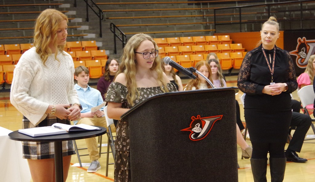 PHOTO 9 NHS Co-Vice President Olivia Vasquez