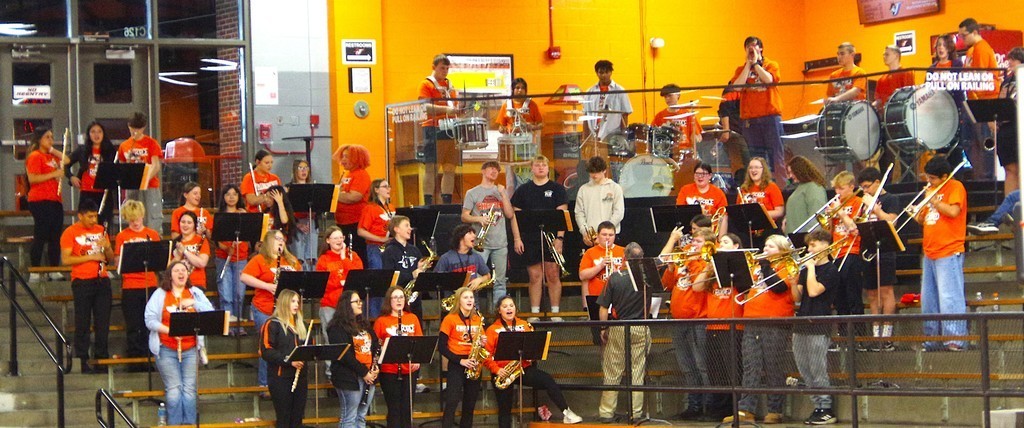 PHOTO 8 LJMWC CHS vs New Athens BAND