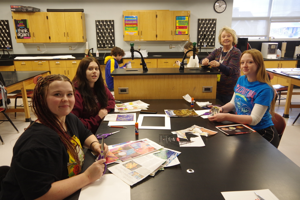 PHOTO 5 CHS Art Club Cleland Reeves Stueve Bell