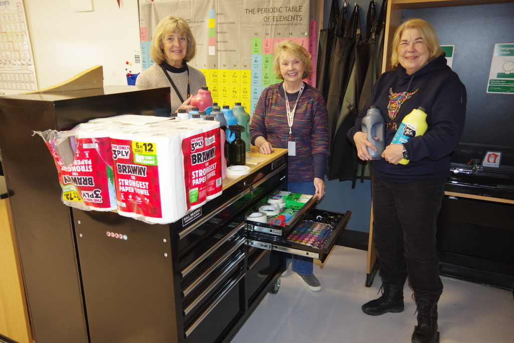 PHOTO 2 CHS Art Club ART CART