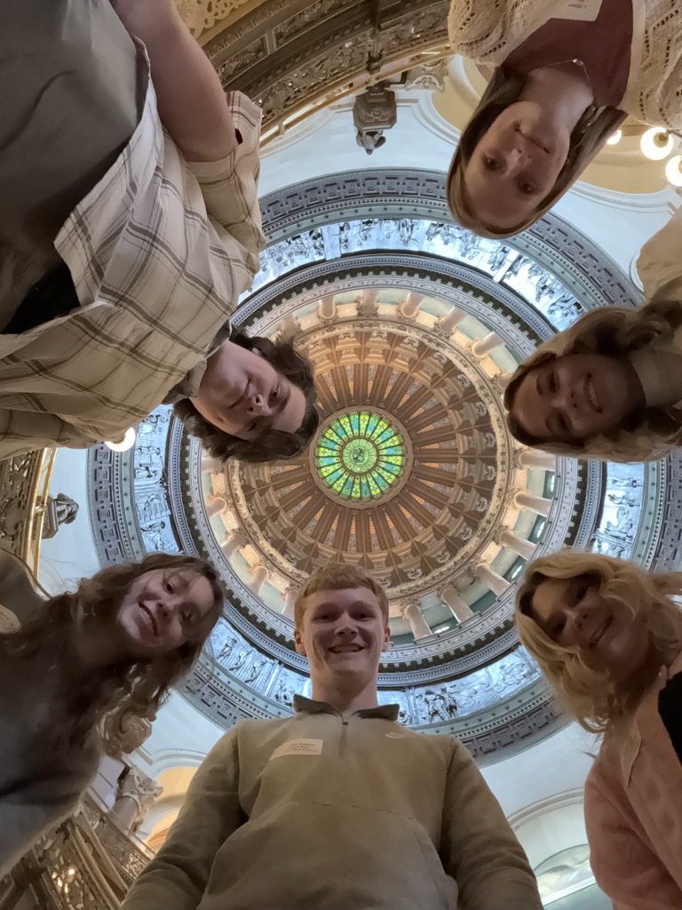 Youth Advisory Council 04